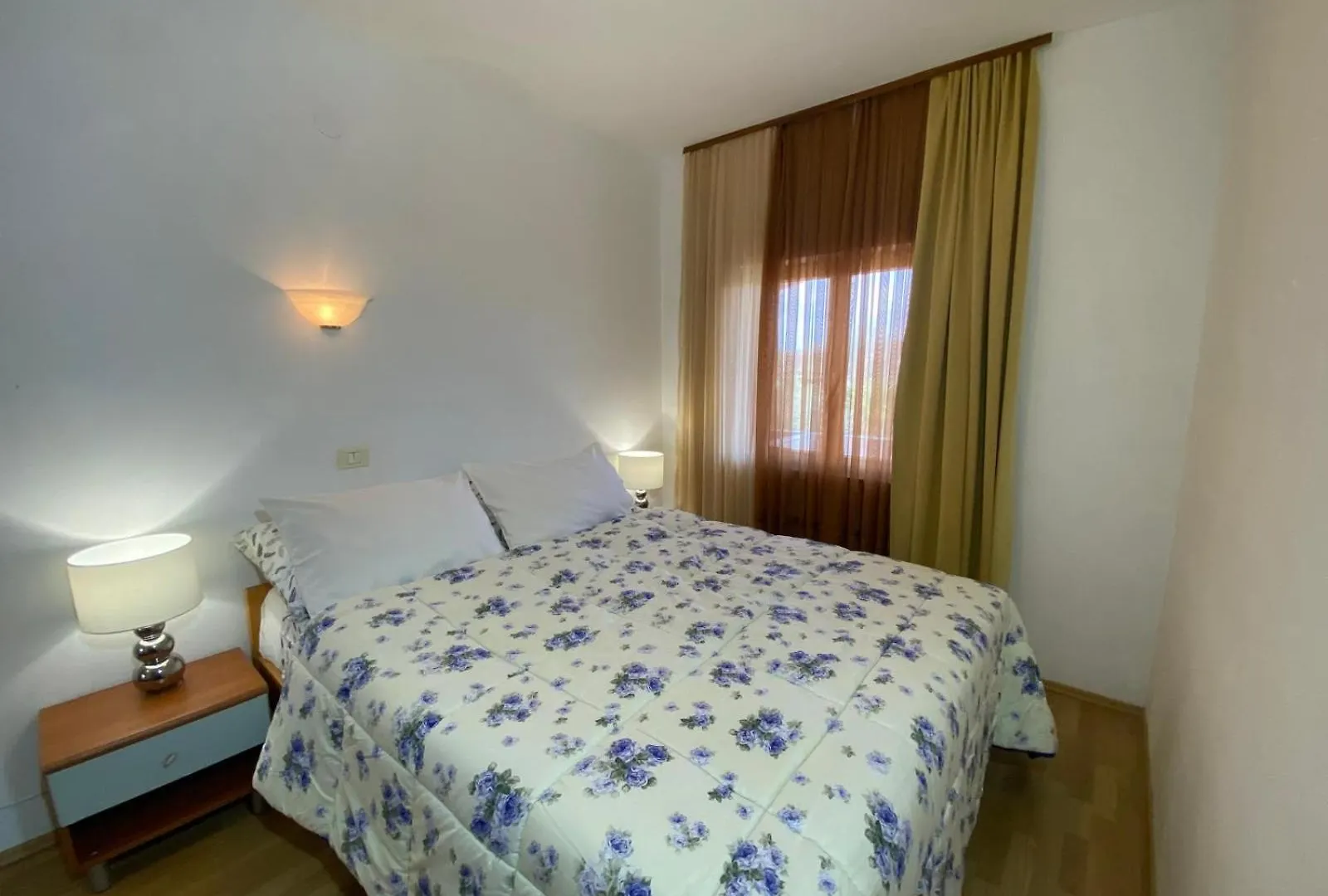 Apartments Isabella Nova Vas  Croatia
